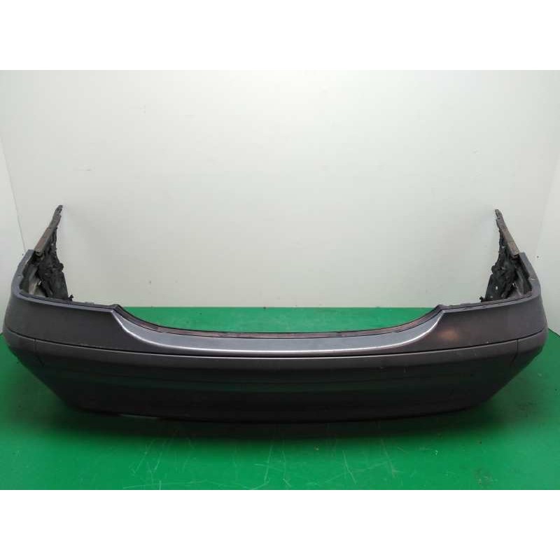 PARAGOLPES TRASERO
