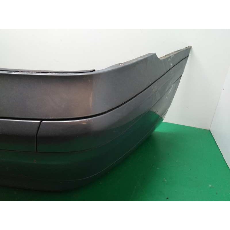 PARAGOLPES TRASERO