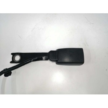 Recambio de enganche cinturon izquierdo para toyota corolla verso (r1) 1.8 16v cat referencia OEM IAM E034501 DELANTERO 