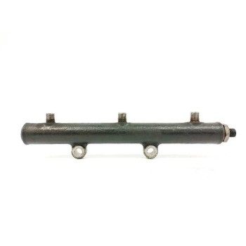 RAMPA INYECTORA 4R8Q9D280BC 