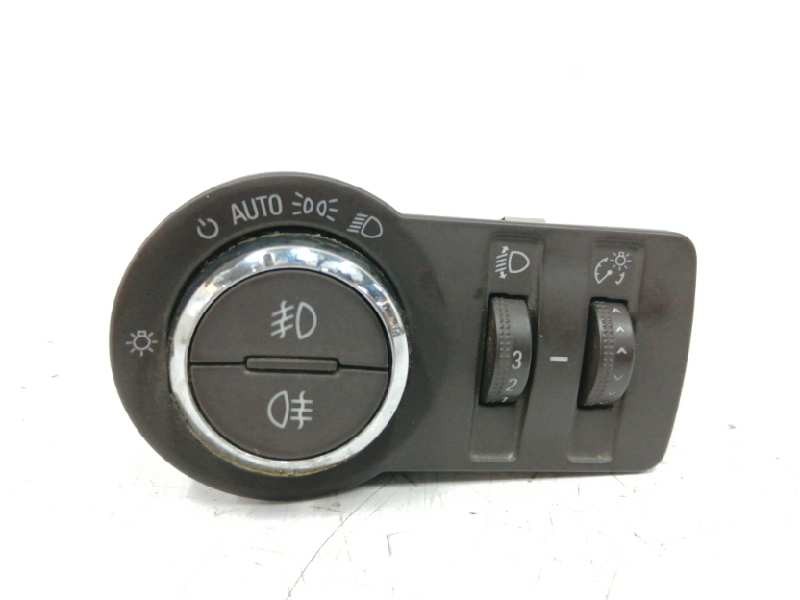 Recambio de mando luces para opel insignia sports tourer 2.0 cdti cat referencia OEM IAM 13268720  