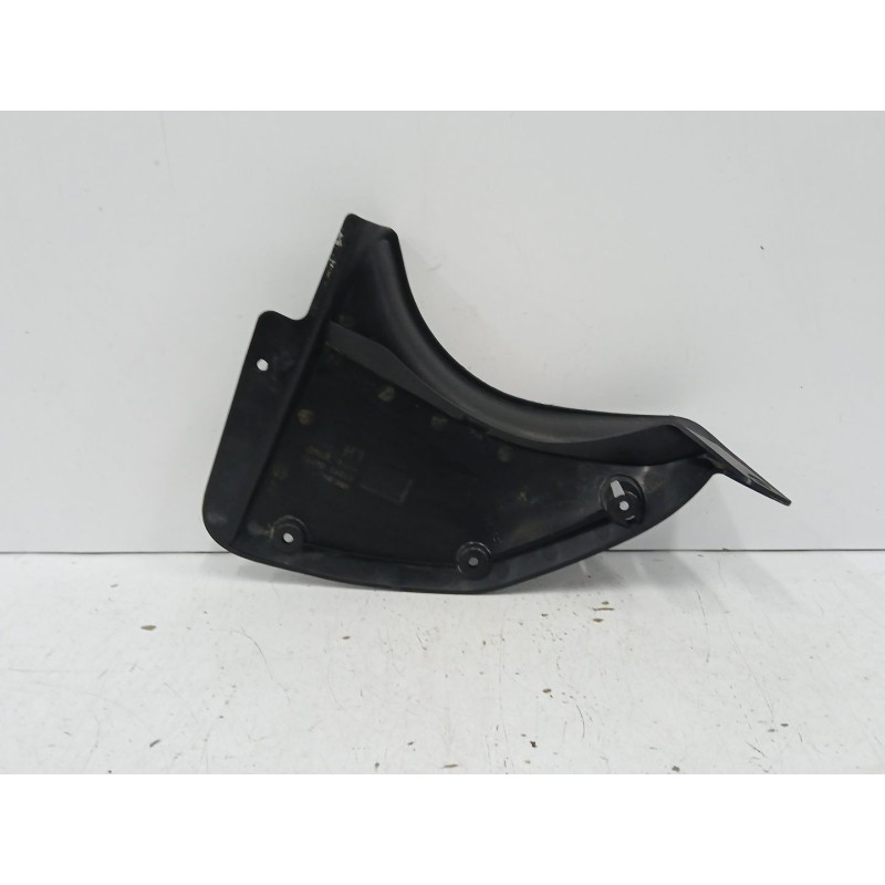 GUARDABARROS DELANTERO