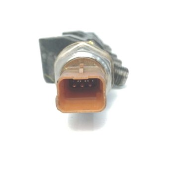 Recambio de rampa inyectora para peugeot partner kombi 1.6 blue-hdi fap referencia OEM IAM 9804776780 0445214318 