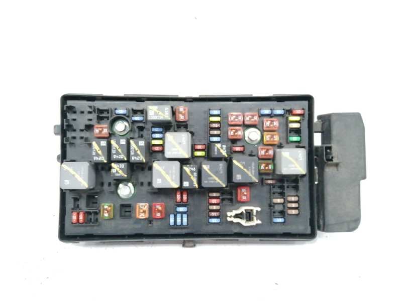 Recambio de caja reles / fusibles para opel insignia berlina 2.0 cdti cat referencia OEM IAM 1334347901 Recambio de caja reles / fusibles para opel insignia berlina 2.0 cdti cat referencia OEM IAM 1334347901