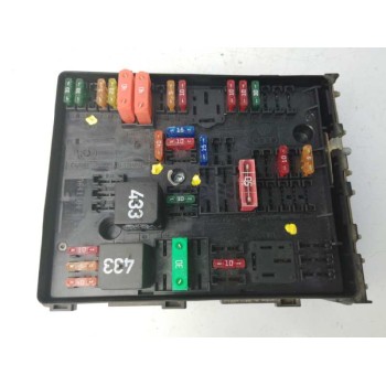 CAJA RELES / FUSIBLES 1K0937124K 