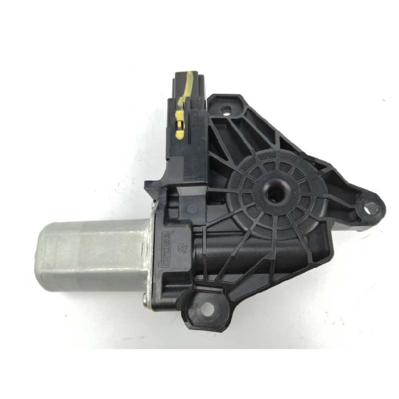 Recambio de motor elevalunas trasero derecho para volvo v40 1.6 diesel cat referencia OEM IAM C17543100 GB558RA SD883506