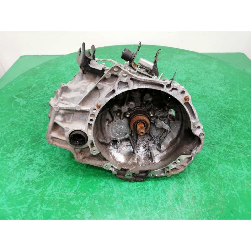 Recambio de despiece caja cambios para toyota auris active referencia OEM IAM   