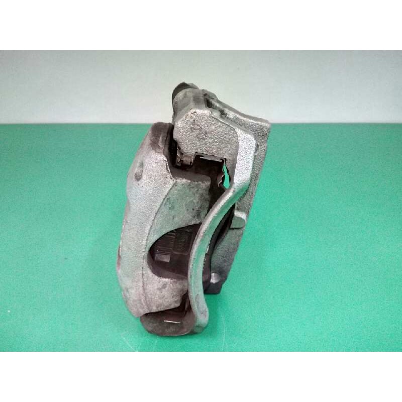 Recambio de pinza freno delantera izquierda para toyota aygo 1.0 cat referencia OEM IAM 33781811  