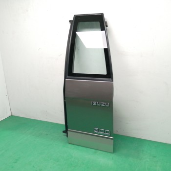 Recambio de porton trasero derecho para isuzu trooper 3.0 dti (3-trg.) referencia OEM IAM   