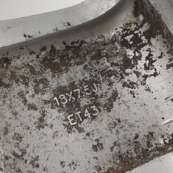 Recambio de llanta para ssangyong actyon 2.0 td cat referencia OEM IAM 4173031370 18X7,5J ET43 5H 5X130