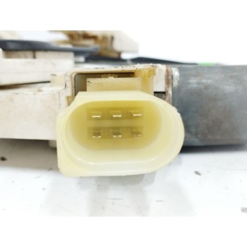 Recambio de elevalunas delantero izquierdo para bmw serie 1 berlina (e81/e87) 116d referencia OEM IAM FUNDA 7067795 996624102