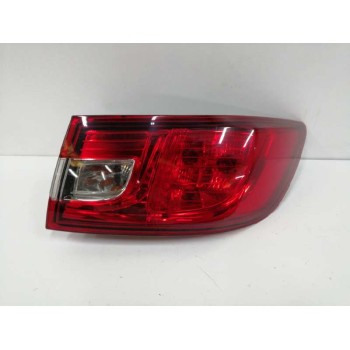 PILOTO TRASERO DERECHO 265502631R SOPORTE UN POCO ROTO NO AFECTA 