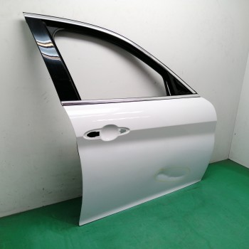 Recambio de puerta delantera derecha para alfa romeo giulia (952) 2.0 turbo cat referencia OEM IAM 50549818 NECESITA REPARACION 