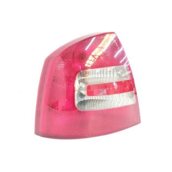 Recambio de piloto trasero izquierdo para skoda octavia berlina (1z3) 1.9 tdi referencia OEM IAM 1Z5945095A  