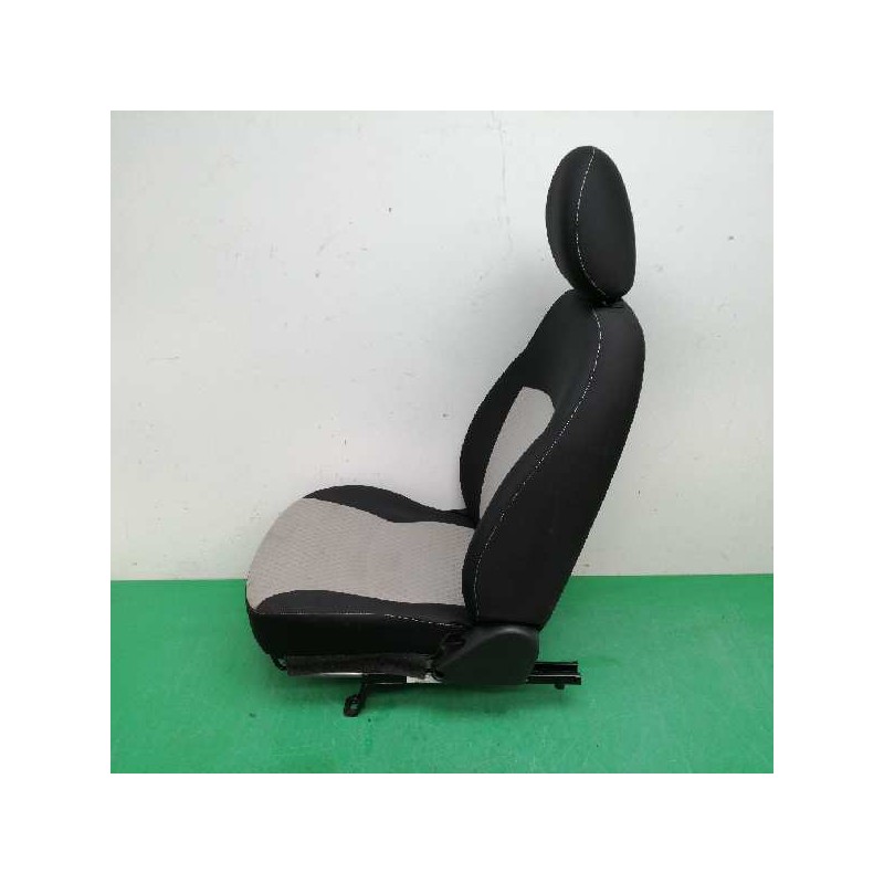 ASIENTO DELANTERO DERECHO PRO25