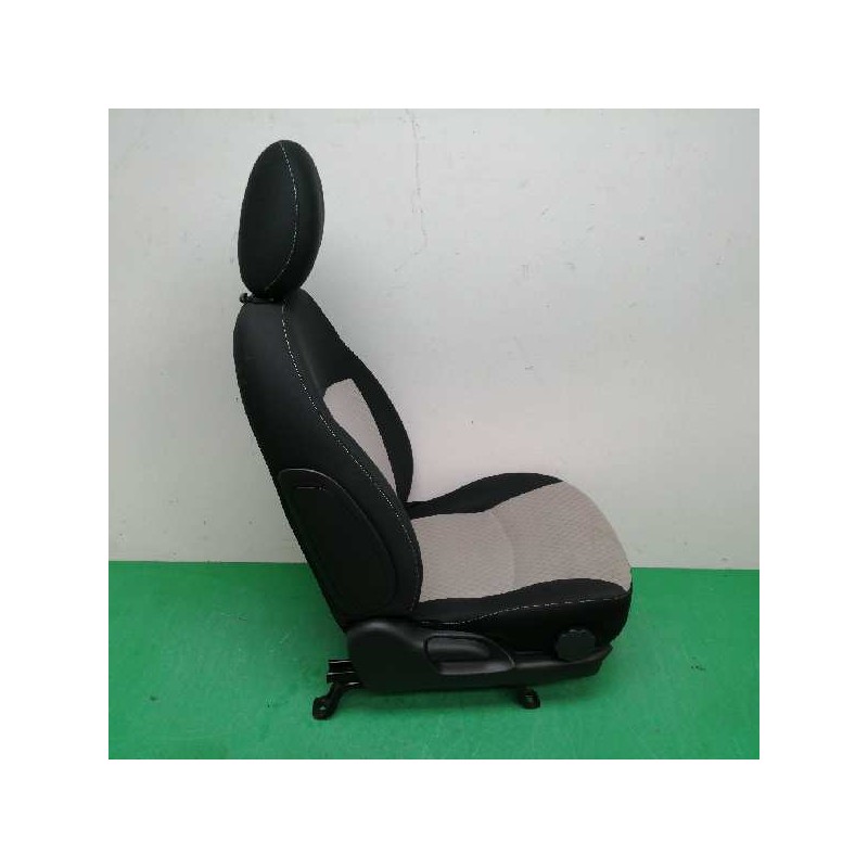 ASIENTO DELANTERO DERECHO PRO25