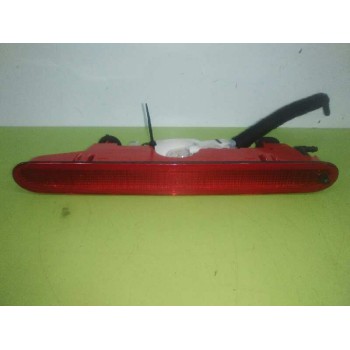 Recambio de luz central de freno para citroën berlingo station wagon xtr plus referencia OEM IAM 9682830180 9688528980 