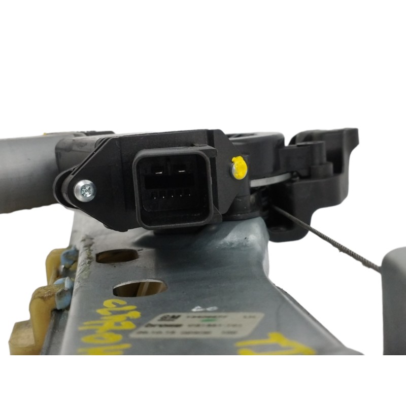 ELEVALUNAS TRASERO IZQUIERDO