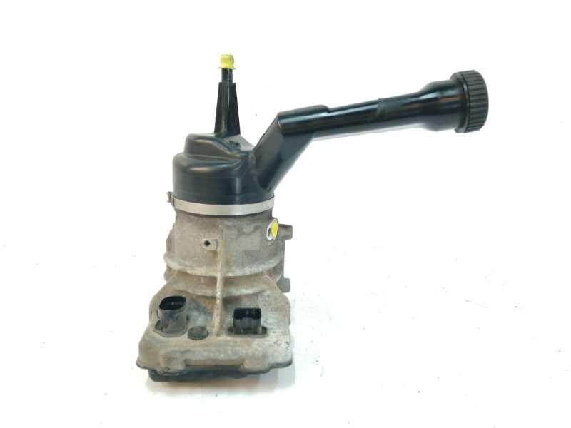 Recambio de bomba direccion para peugeot 308 sw sport referencia OEM IAM 9684979080 A0015316 