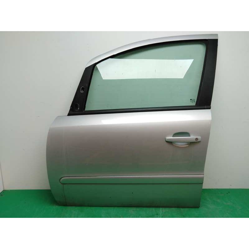 Recambio de puerta delantera izquierda para opel zafira b 1.9 cdti referencia OEM IAM 13203013  