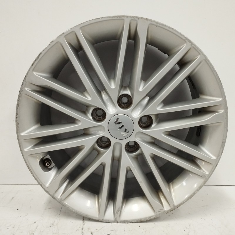 Recambio de llanta para kia carens iv 1.6 gdi referencia OEM IAM 52910A4750 7,0JX17ET50,5 5H 5X115