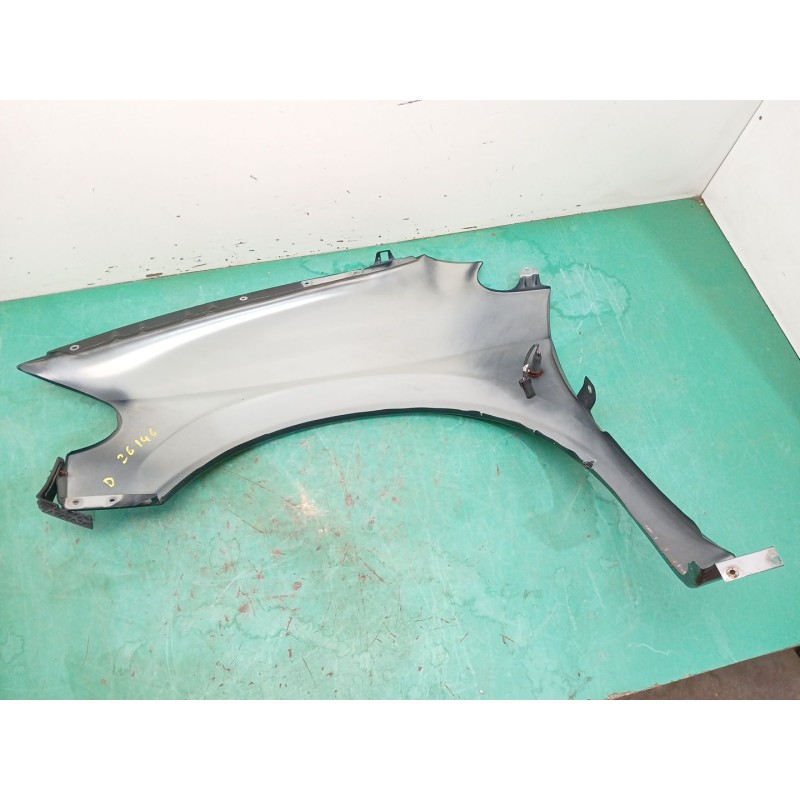 ALETA DELANTERA DERECHA