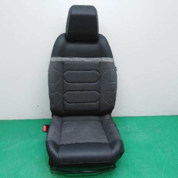 ASIENTO DELANTERO IZQUIERDO 