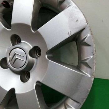 Recambio de llanta para citroën c2 1.4 referencia OEM IAM COYOTE 6JX15CH4-27 