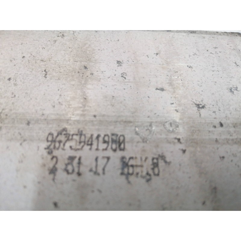 REFUERZO PARAGOLPES TRASERO