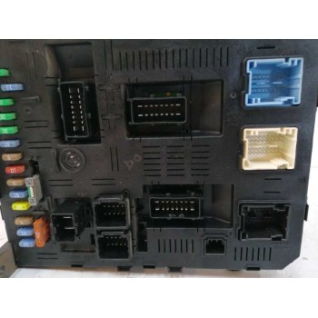 Recambio de caja reles / fusibles para citroën c4 berlina 1.6 16v hdi referencia OEM IAM 9660105980  