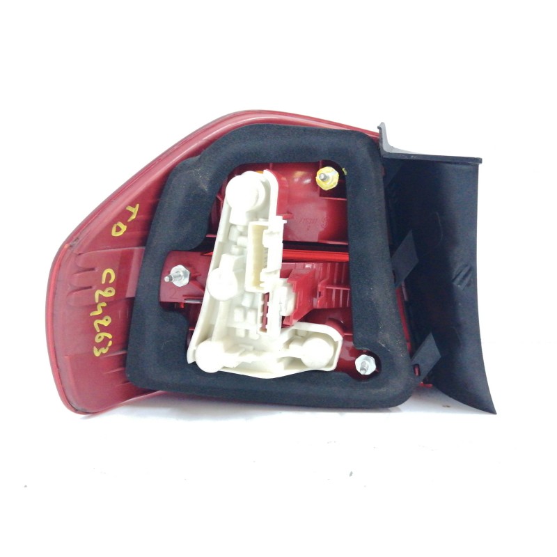 PILOTO TRASERO DERECHO