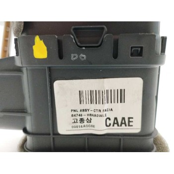 Recambio de rejilla aireadora para kia stonic (ybcuv) 1.2 cat referencia OEM IAM H897410000 CENTRAL IZQUIERDA 