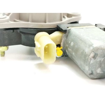 Recambio de elevalunas delantero derecho para kia stonic (ybcuv) 1.2 cat referencia OEM IAM 82402H8100  