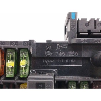 Recambio de caja reles / fusibles para mercedes-benz clase c (w204) berlina 2.2 cdi cat referencia OEM IAM 748038  
