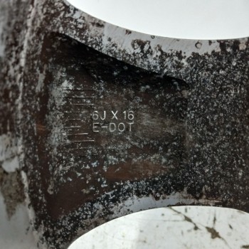 Recambio de llanta para kia cee´d 1.6 cat referencia OEM IAM 529101H200 6JX16 OFFSET51 5H 5X115