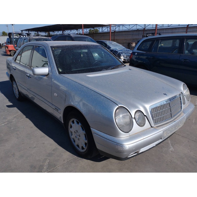 mercedes-benz clase e (w210) berlina diesel del año 1998