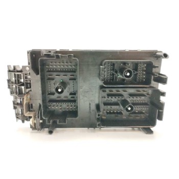 Recambio de caja reles / fusibles para opel astra j lim. 1.7 16v cdti referencia OEM IAM 13368642 1110129AA 