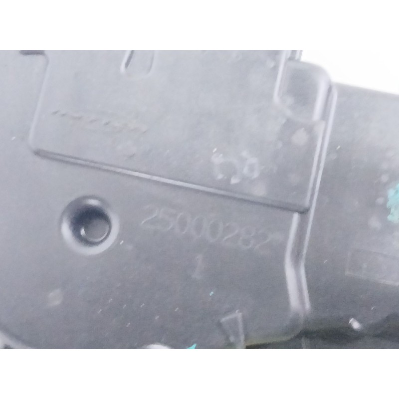 CERRADURA PUERTA LATERAL IZQUIERDA