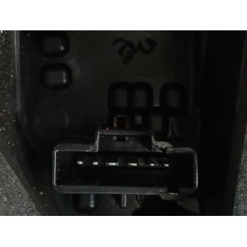 Recambio de piloto trasero derecho para peugeot 207 1.6 hdi referencia OEM IAM 9686565980  