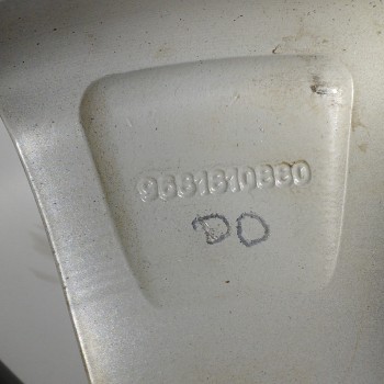 Recambio de llanta para citroën c3 picasso 1.6 16v hdi referencia OEM IAM 9681810880 6JX16CH4-23 4H 4X108