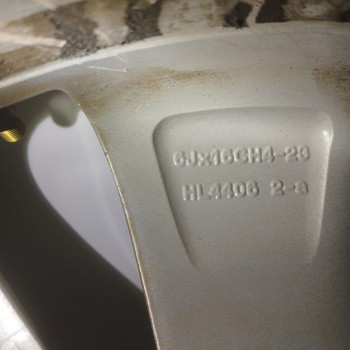 Recambio de llanta para citroën c3 picasso 1.6 16v hdi referencia OEM IAM 9681810880 6JX16CH4-23 4H 4X108