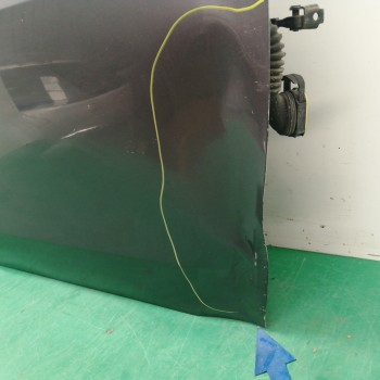 Recambio de puerta delantera derecha para smart forfour 0.9 turbo cat referencia OEM IAM A4537201601 NECESITA REPARACION OBSERVA