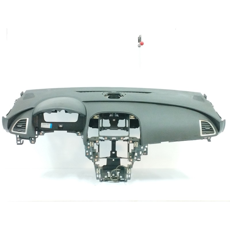 Recambio de salpicadero para opel astra j sports tourer 1.7 16v cdti referencia OEM IAM 13301067  