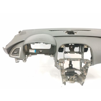 Recambio de salpicadero para opel astra j sports tourer 1.7 16v cdti referencia OEM IAM 13301067  