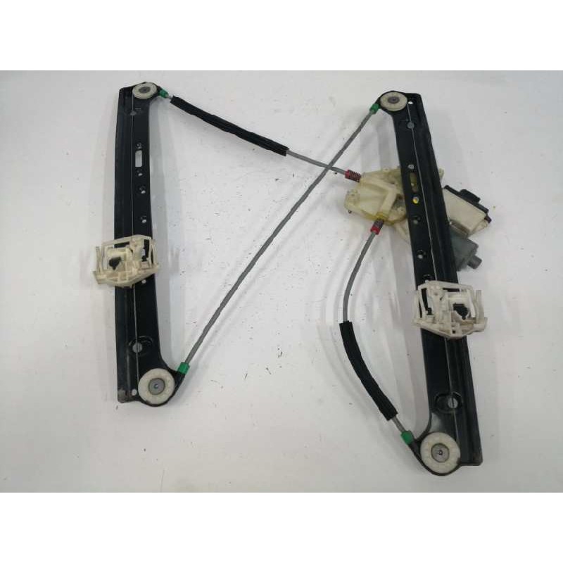 ELEVALUNAS DELANTERO DERECHO 0130822222