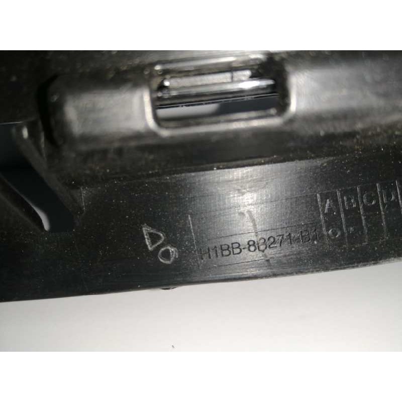 REJILLA DELANTERA