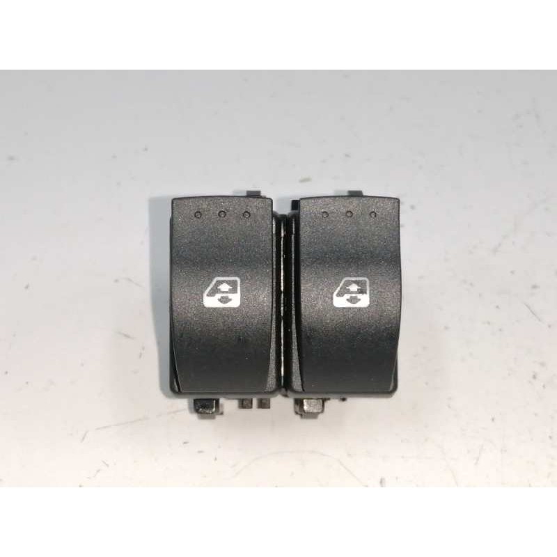 Recambio de mando elevalunas delantero izquierdo para renault trafic caja cerrada (ab 4.01) referencia OEM IAM 8200315034  