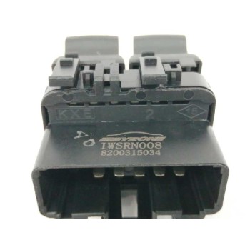 Recambio de mando elevalunas delantero izquierdo para renault megane ii berlina 3p referencia OEM IAM 8200315034  