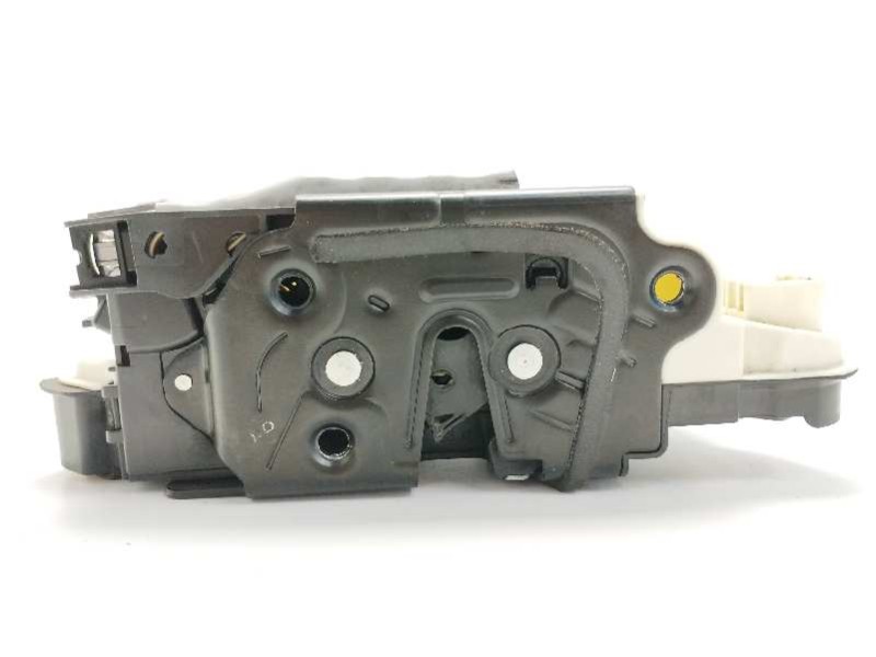 Recambio de cerradura puerta delantera izquierda para skoda octavia lim. (5e3) 2.0 tsi referencia OEM IAM 5E1837015A Recambio de cerradura puerta delantera izquierda para skoda octavia lim. (5e3) 2.0 tsi referencia OEM IAM 5E1837015A