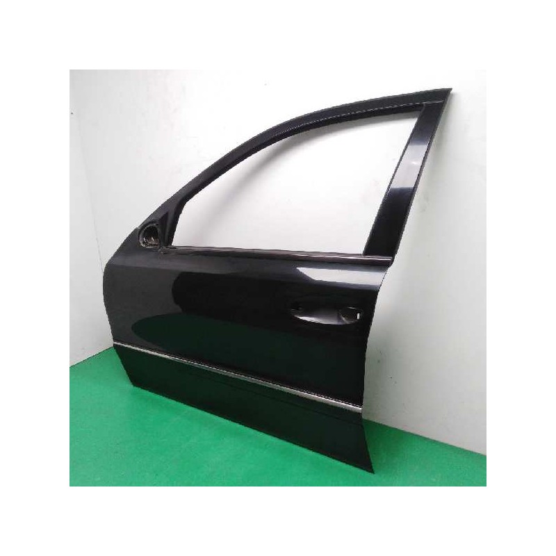 PUERTA DELANTERA IZQUIERDA